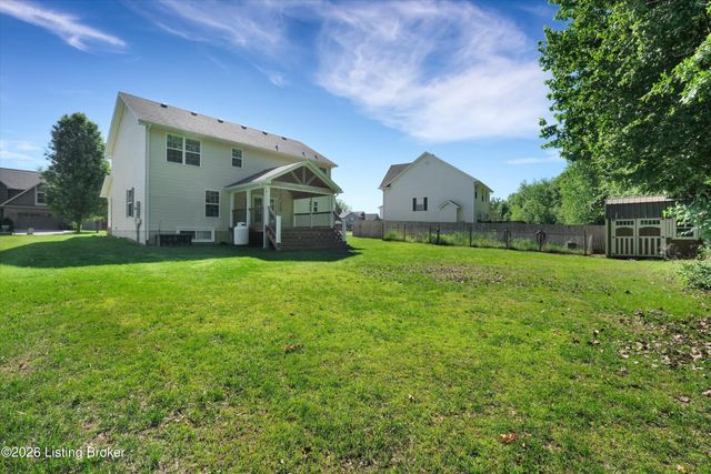 132 W Mandarin Ct, Elizabethtown, KY 42701