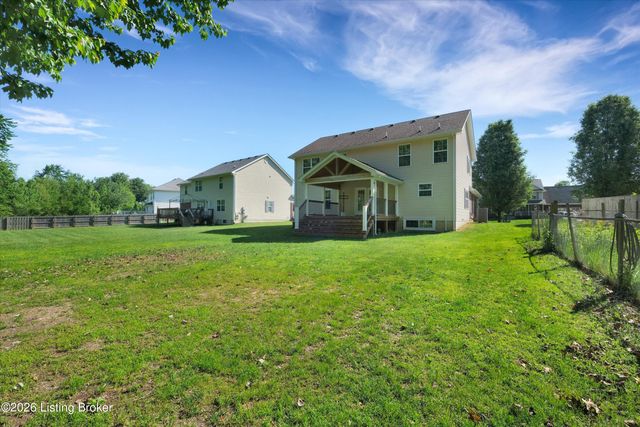 132 W Mandarin Ct, Elizabethtown, KY 42701