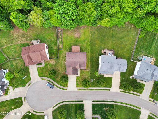 132 W Mandarin Ct, Elizabethtown, KY 42701