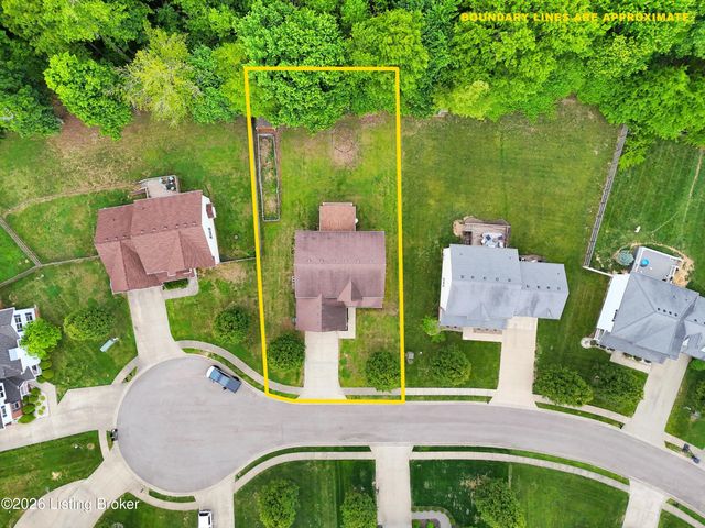 132 W Mandarin Ct, Elizabethtown, KY 42701