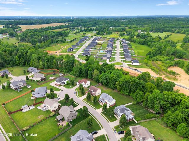 132 W Mandarin Ct, Elizabethtown, KY 42701