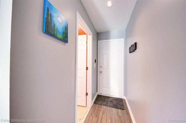 446 Oakgrove Court, Clawson, MI 48017