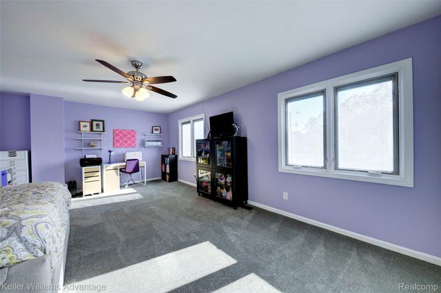 446 Oakgrove Court, Clawson, MI 48017