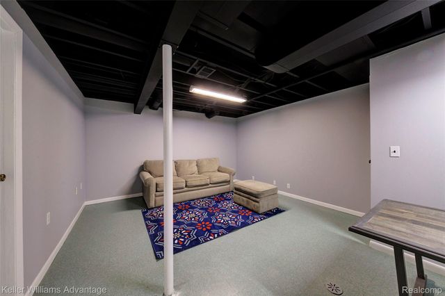 446 Oakgrove Court, Clawson, MI 48017