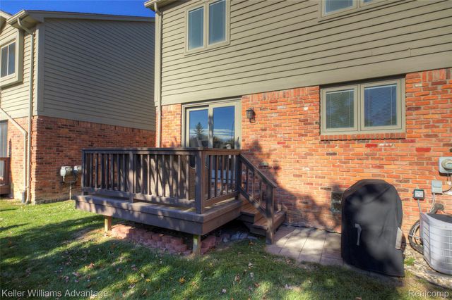 446 Oakgrove Court, Clawson, MI 48017