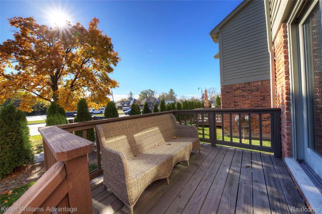 446 Oakgrove Court, Clawson, MI 48017
