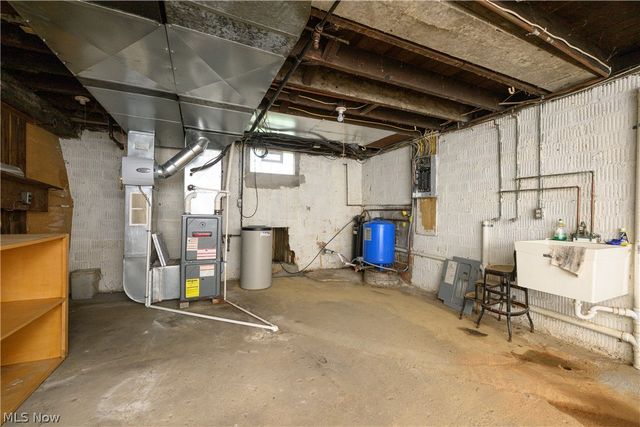 2984 Massillon Road, Akron, OH 44312