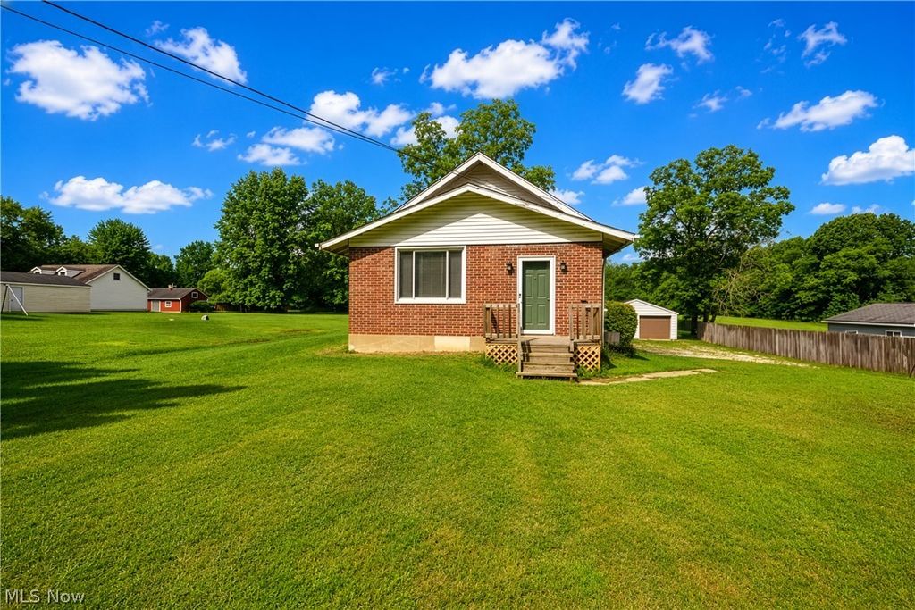 2984 Massillon Road, Akron, OH 44312