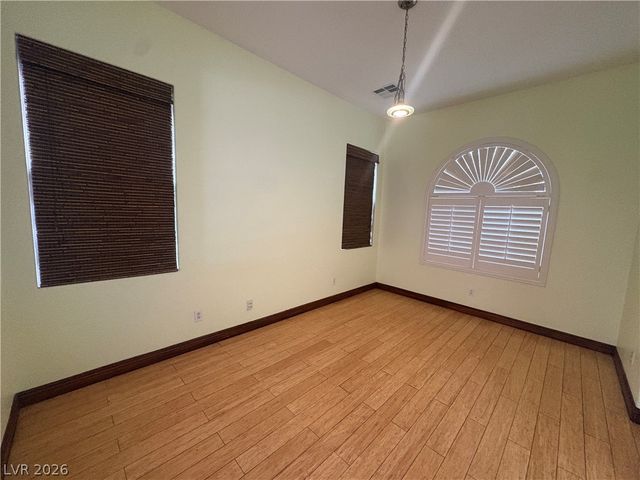 7811 Stroh Lane, Las Vegas, NV 89178