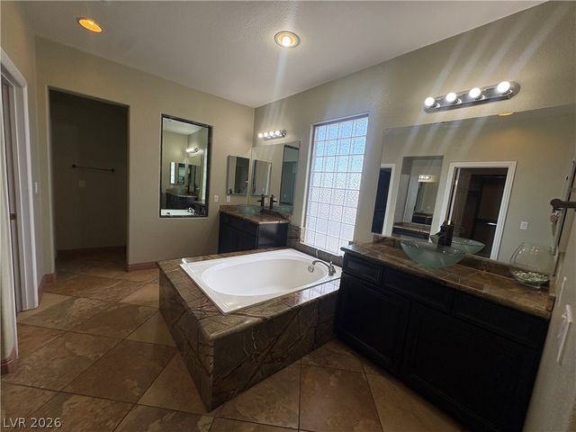 7811 Stroh Lane, Las Vegas, NV 89178