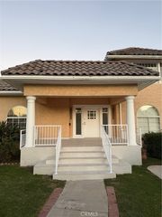 1310 N Pacific Avenue, Glendale, CA 91202