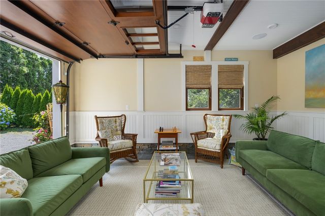 5 Ledge Road, Newport, RI 02840