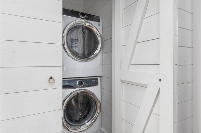 5 Ledge Road, Newport, RI 02840