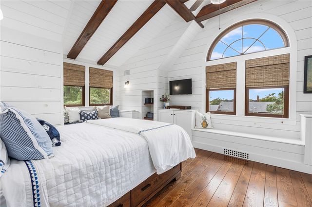 5 Ledge Road, Newport, RI 02840