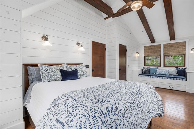 5 Ledge Road, Newport, RI 02840