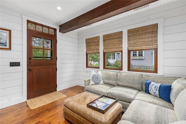 5 Ledge Road, Newport, RI 02840