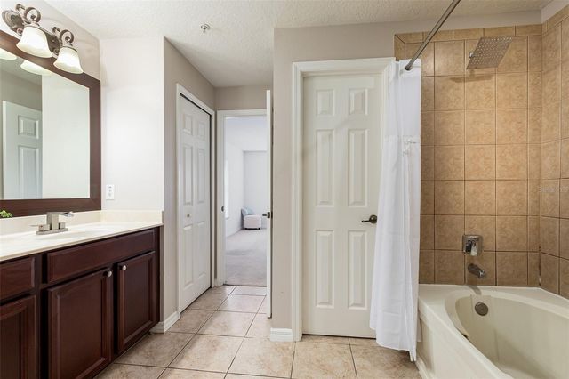 9743 BISCOTTI AVENUE, Orlando, FL 32829