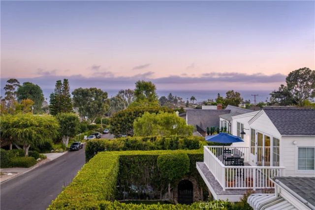 472 Holly Street, Laguna Beach, CA 92651