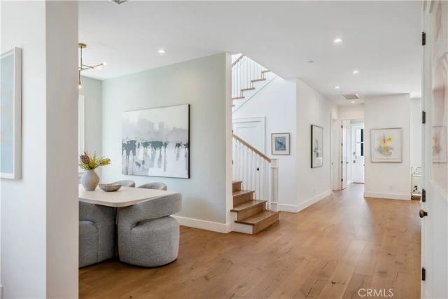472 Holly Street, Laguna Beach, CA 92651