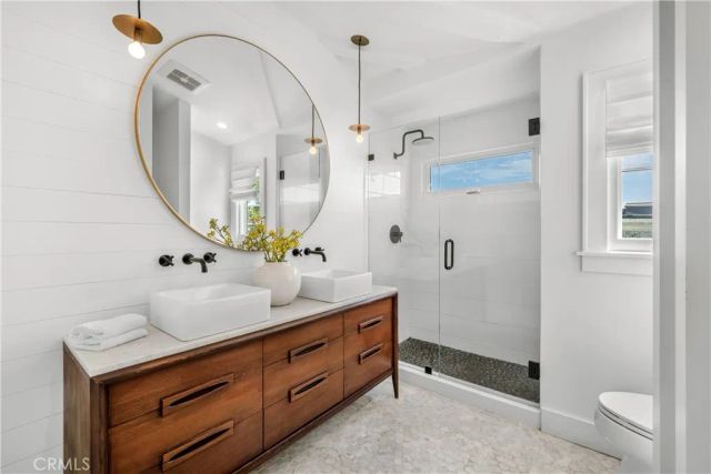 472 Holly Street, Laguna Beach, CA 92651
