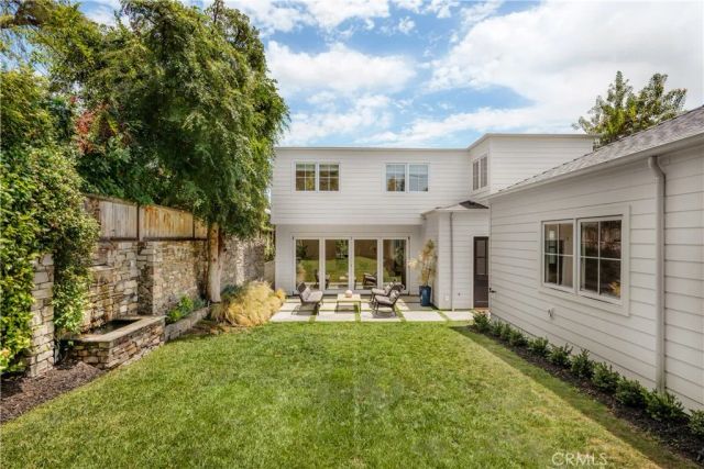 472 Holly Street, Laguna Beach, CA 92651