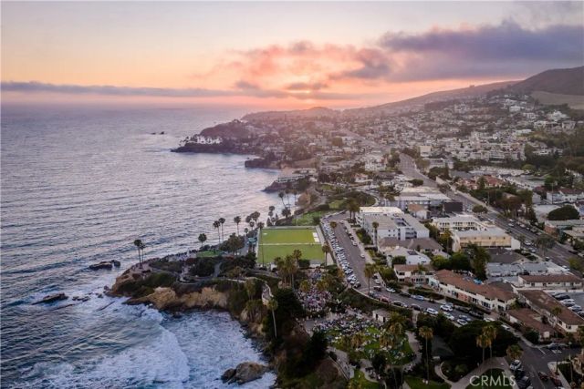 472 Holly Street, Laguna Beach, CA 92651
