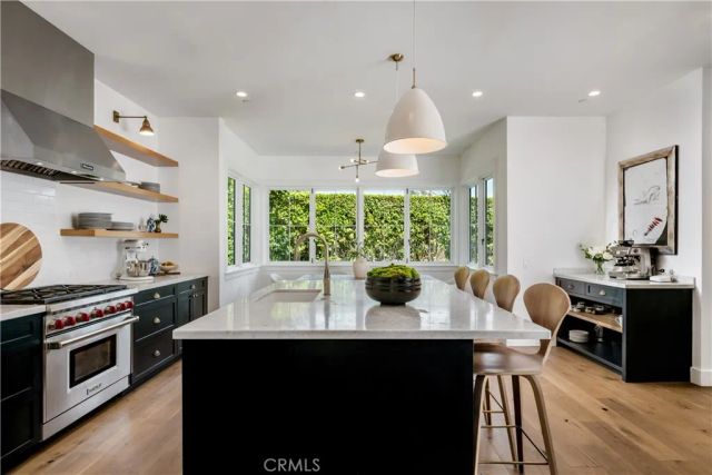 472 Holly Street, Laguna Beach, CA 92651