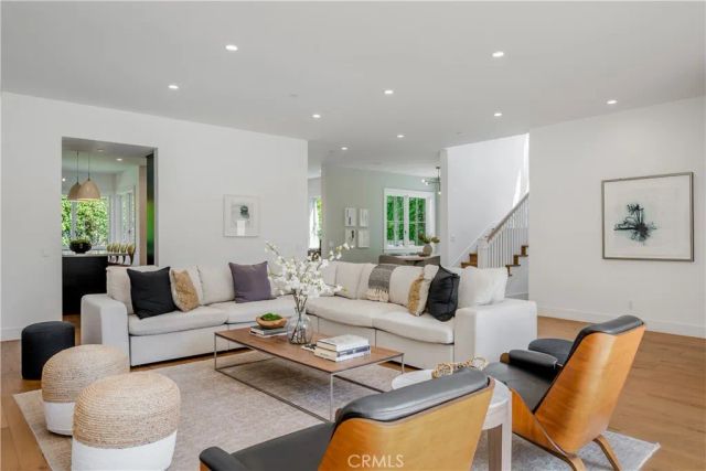 472 Holly Street, Laguna Beach, CA 92651