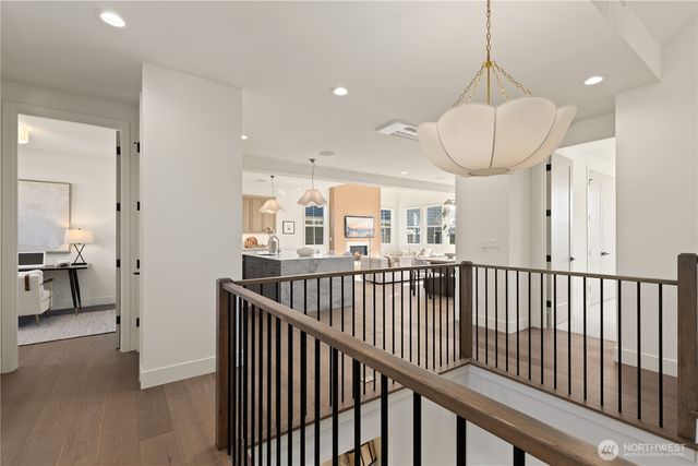 3243 13th Avenue W, Seattle, WA 98119