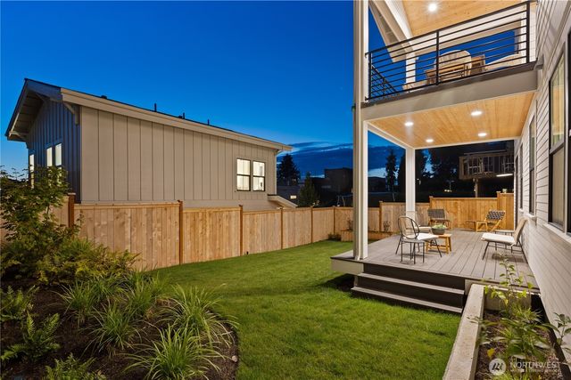 3243 13th Avenue W, Seattle, WA 98119