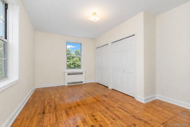 60 Pinewood Avenue 1B, Hartsdale, NY 10530