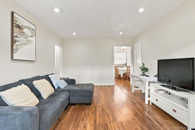 199-27 22 Ave 1-255, Whitestone, NY 11357