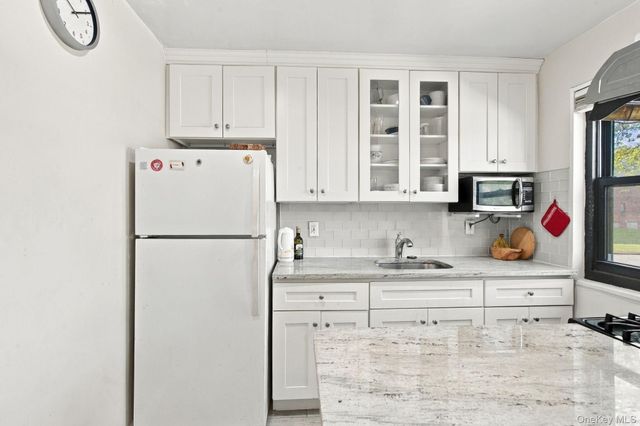 199-27 22 Ave 1-255, Whitestone, NY 11357