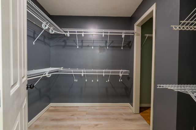 801 Cherokee Hills Dr, Loretto, TN 38469