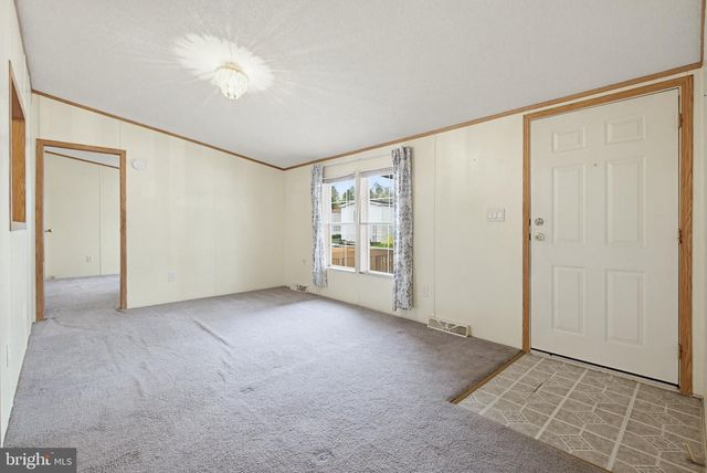 22 MADGE DR, Lancaster, PA 17603