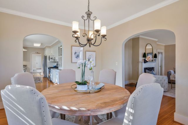 203A Woodmont Cir, Nashville, TN 37205