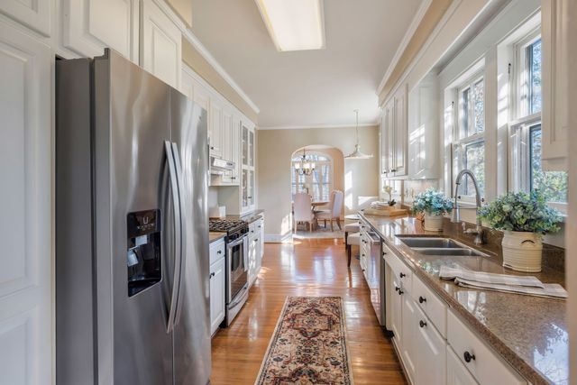 203A Woodmont Cir, Nashville, TN 37205