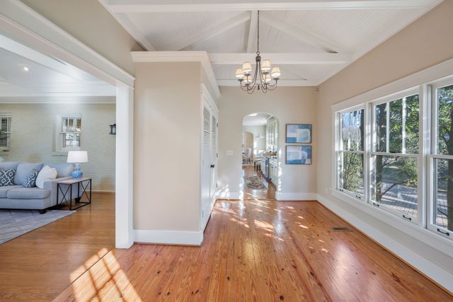 203A Woodmont Cir, Nashville, TN 37205