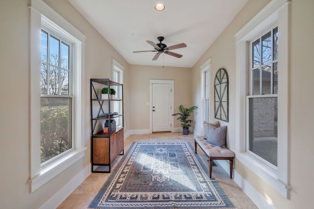 203A Woodmont Cir, Nashville, TN 37205