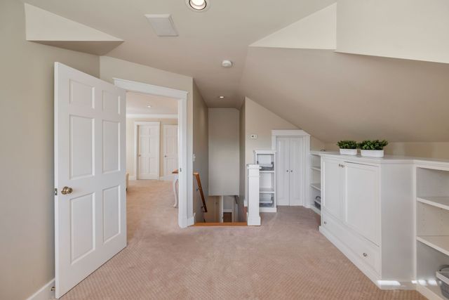 203A Woodmont Cir, Nashville, TN 37205