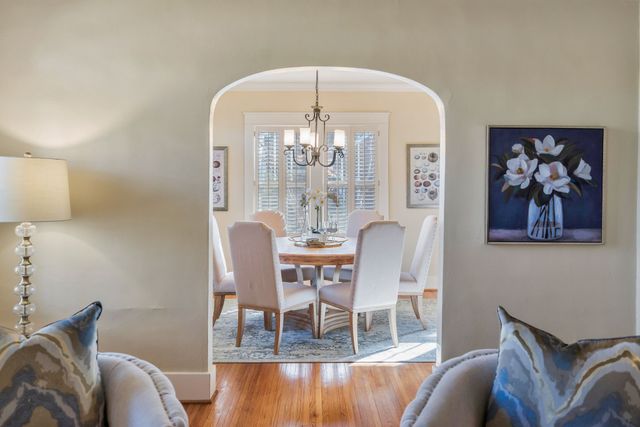 203A Woodmont Cir, Nashville, TN 37205