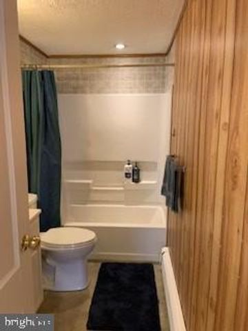 323 MARTIN DR, New Castle, DE 19720