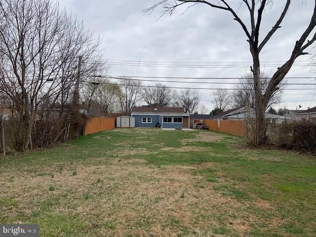 323 MARTIN DR, New Castle, DE 19720