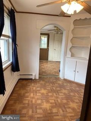 323 MARTIN DR, New Castle, DE 19720