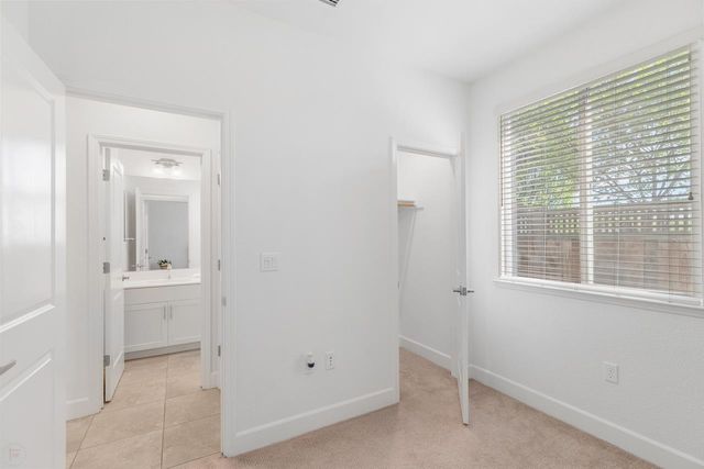 18338 Amador Dr, Lathrop, CA 95330