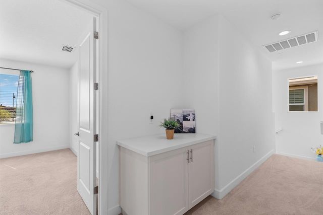 18338 Amador Dr, Lathrop, CA 95330