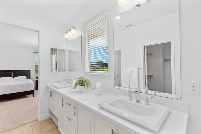 18338 Amador Dr, Lathrop, CA 95330