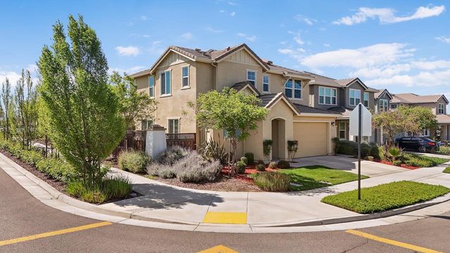 18338 Amador Dr, Lathrop, CA 95330