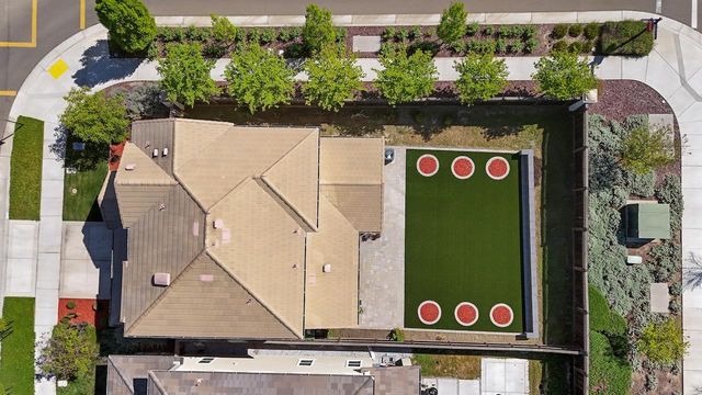 18338 Amador Dr, Lathrop, CA 95330