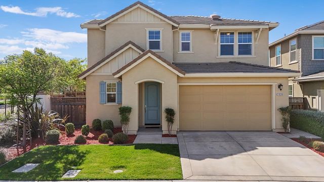 18338 Amador Dr, Lathrop, CA 95330
